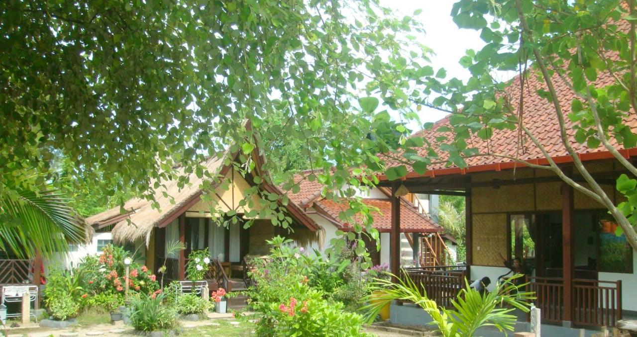 Ana Warung&Bungalows Gili Meno Exterior foto